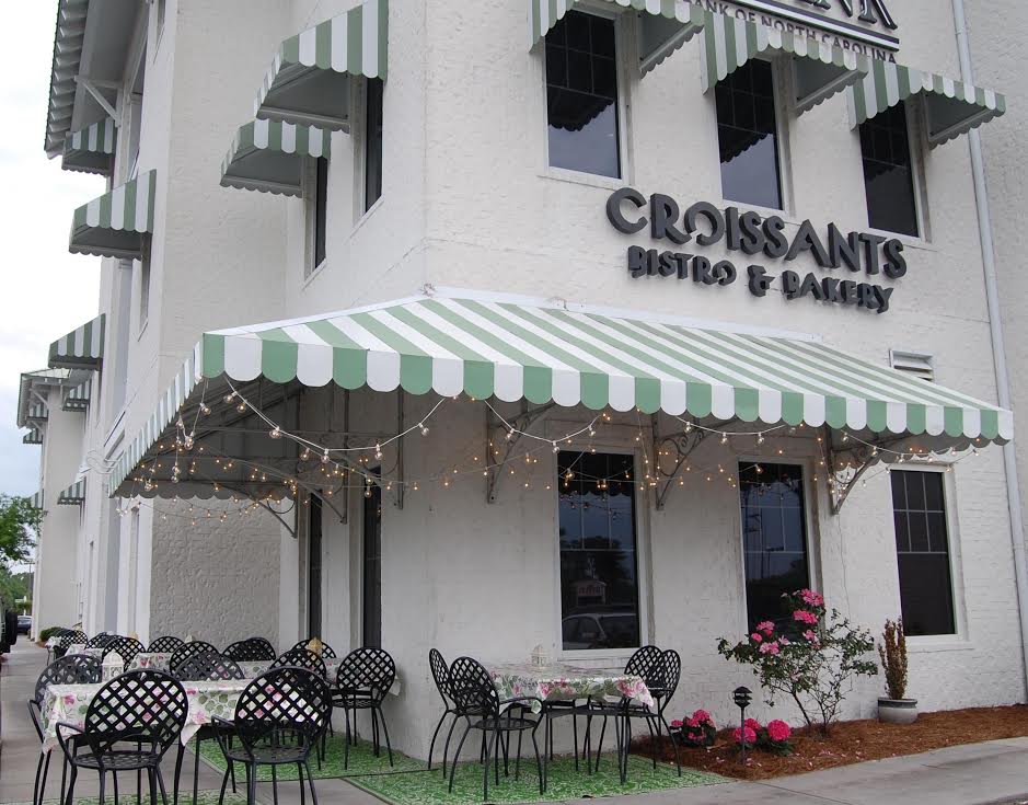 Croissants Bistro and Bakery