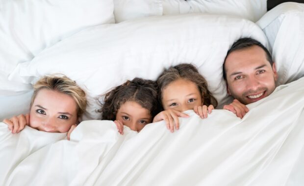 Family Time in Your Hotel Room: 7 Tips for Sleep & Fun on Your Myrtle Beach Vacation