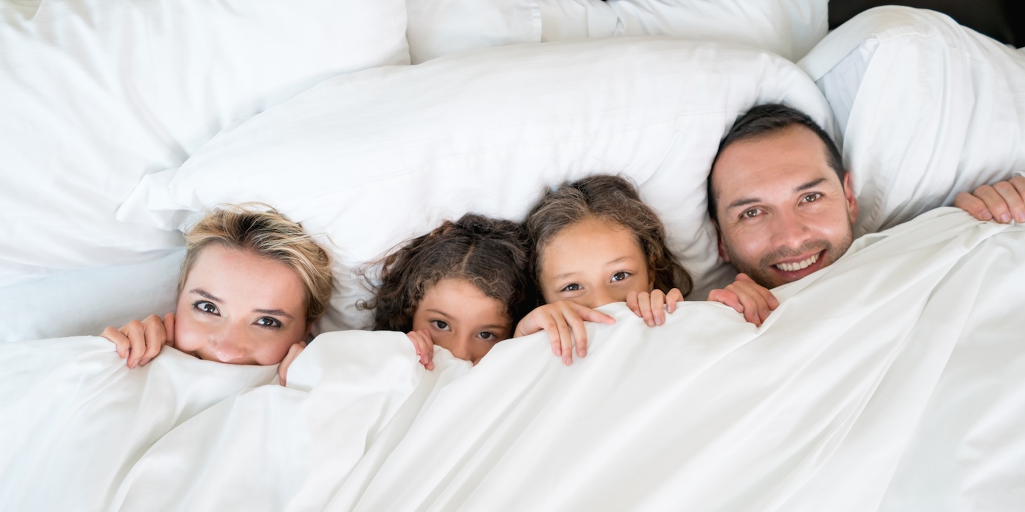Family Time in Your Hotel Room: 7 Tips for Sleep & Fun on Your Myrtle Beach Vacation