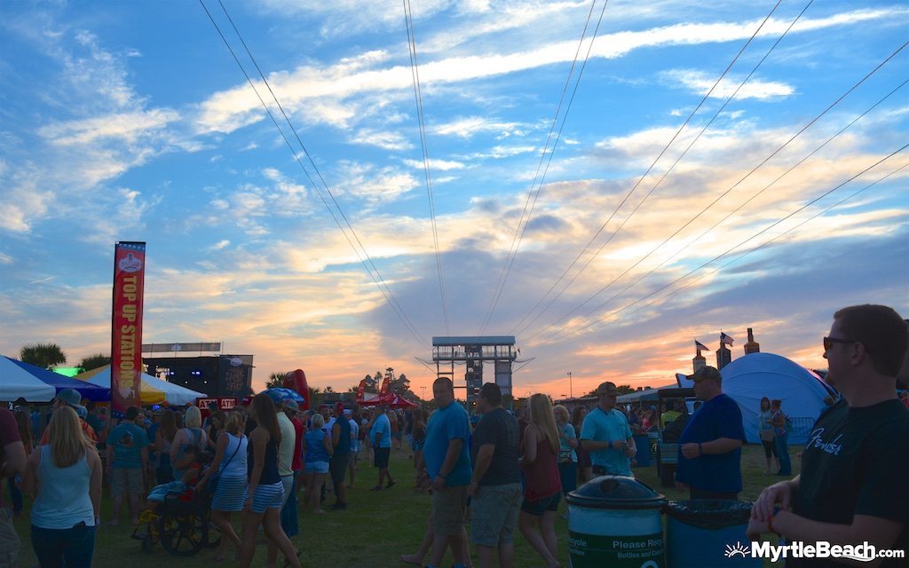 Myrtle Beach Photos - Carolina Country Music Festival 2016