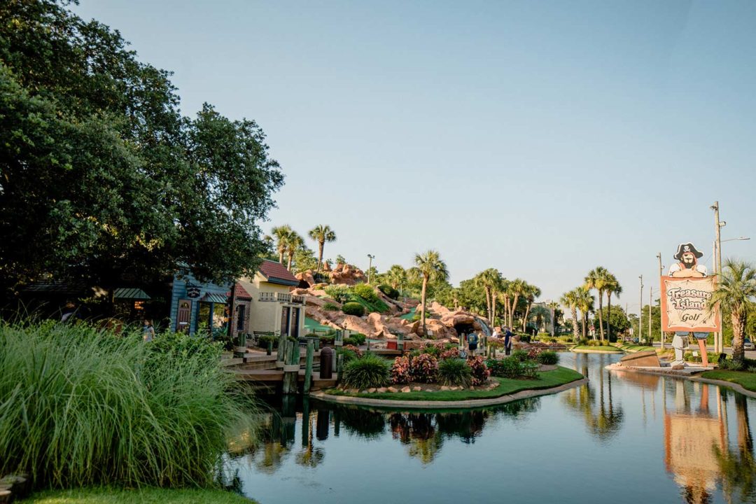 Treasure Island Mini Golf
