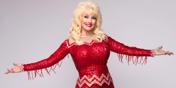 Live Holiday Music Performances by Award-Winning Dolly Parton Tribute Artist