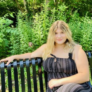 Sofia Nunzia – Live Acoustic Music in North Myrtle Beach