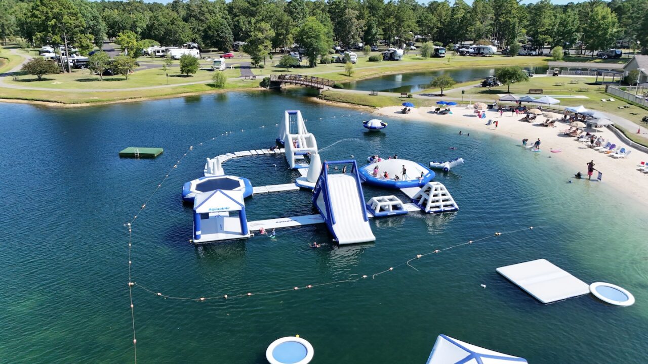 🚐 Stay 3 nights, get 1 FREE 🚐 Stay 3 nights, get 1 FREE